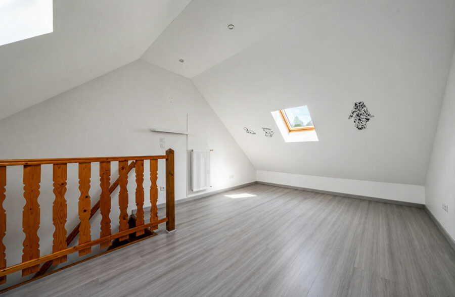 Maison semi mitoyenne entièrement rénovée de 80m²
