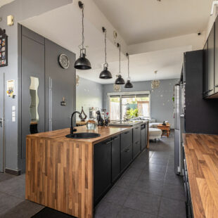 UNIQUEMENT CHEZ CITYA MELANTOIS RONCHIN : MAISON CONSTRUCTION 2014 – 4 CHAMBRES – JARDIN – PARKING – 2 SALLES DE BAINS – LILLE LIMITE FACHES-THUMESNIL