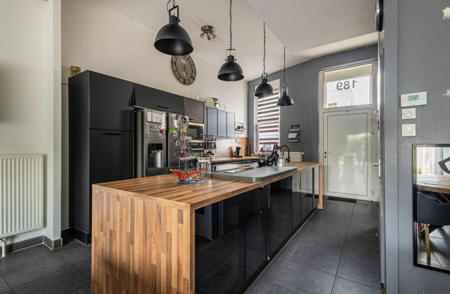 UNIQUEMENT CHEZ CITYA MELANTOIS RONCHIN : MAISON CONSTRUCTION 2014 – 4 CHAMBRES – JARDIN – PARKING – 2 SALLES DE BAINS – LILLE LIMITE FACHES-THUMESNIL