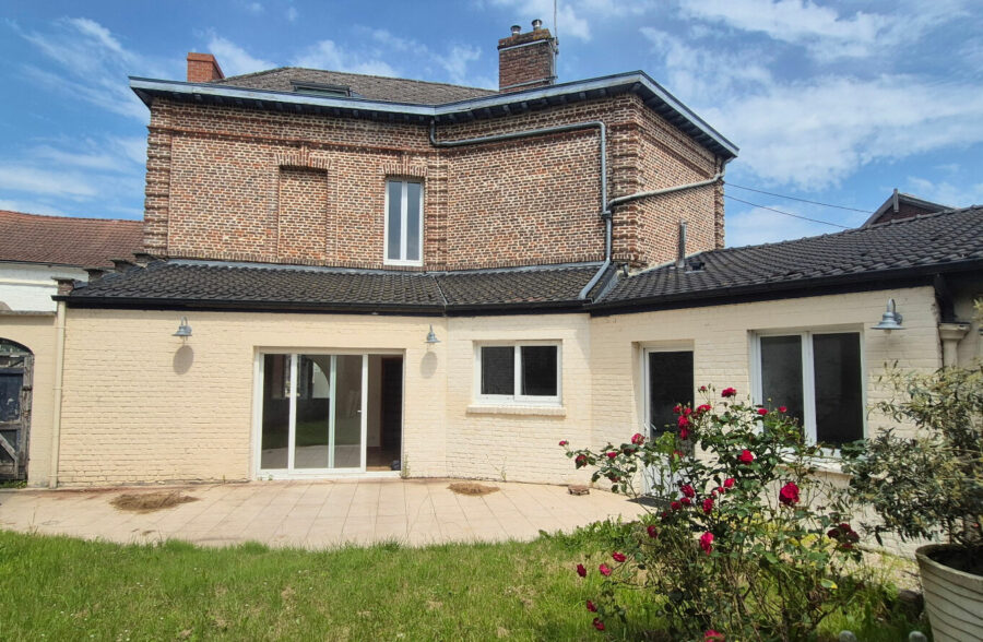 Spacieuse maison familiale de 177 m² à Sepmeries– 5 chambres, garage & volume !