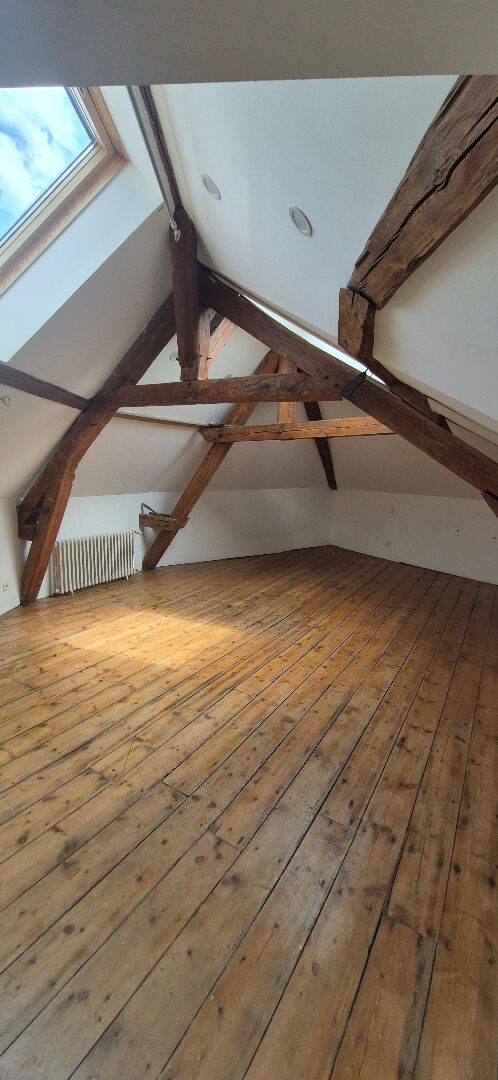 Spacieuse maison familiale de 177 m² à Sepmeries– 5 chambres, garage & volume !