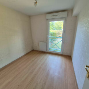 Appartement Berck 51.34 m2 , 2 chambres ,en rez de jardin avec place de parking .