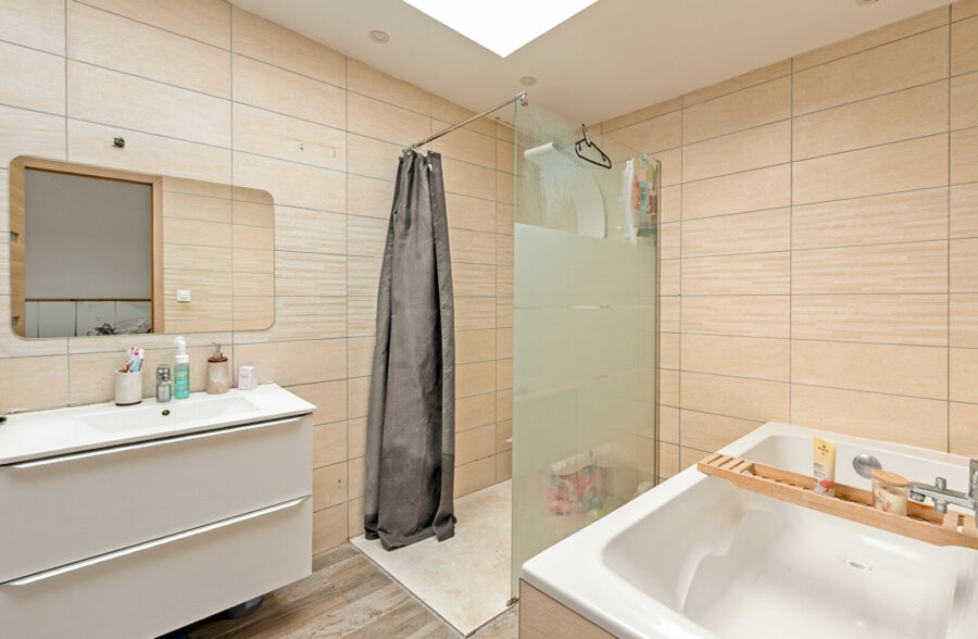 Maison sans travaux, 4 chambres et jardin cosy
