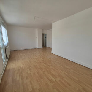 Appartement Lens 4 pièce(s) 74,69 m2 avec balcon +cave.