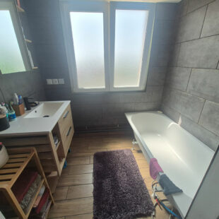 Maison semi individuelle: 3 chambres, jardin, garage