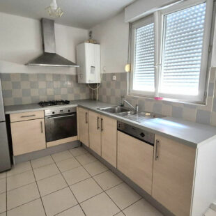 Croix, maison 110 m², 4 chambres + cour