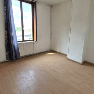 Croix, maison 110 m², 4 chambres + cour