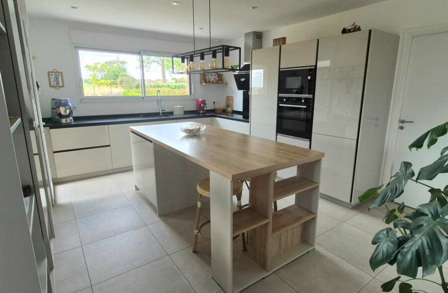 Contemporaine individuelle en brique semi plain pied  de 2020