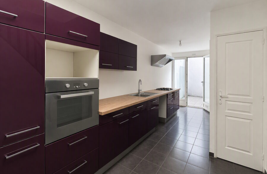 A VENDRE !! Roubaix Gare & Université ! Maison 110 m², 4 chambres, cour et terrasse, aucun travaux ! 146 500 € HAI !!!