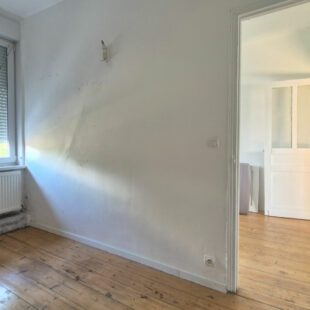 Maison de 86 m² dans un secteur prisé, avec 4 chambres.