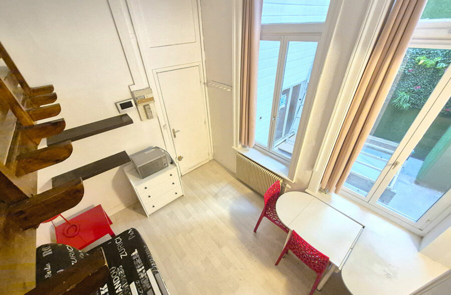 LILLE République: studio avec mezzanine