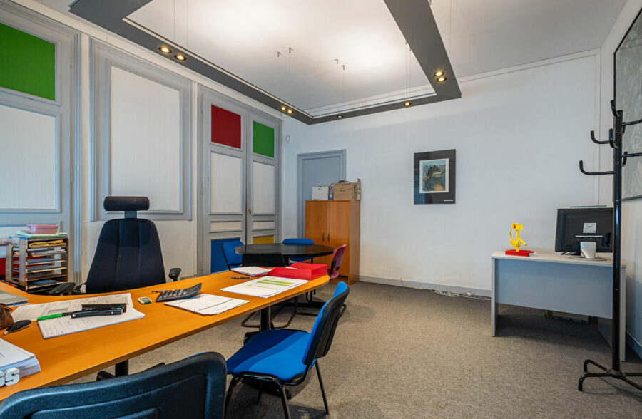 LILLE REPUBLIQUE – INKERMANN : IMMEUBLE DE BUREAUX DANS ANCIENNE MAISON D’HABITATION
