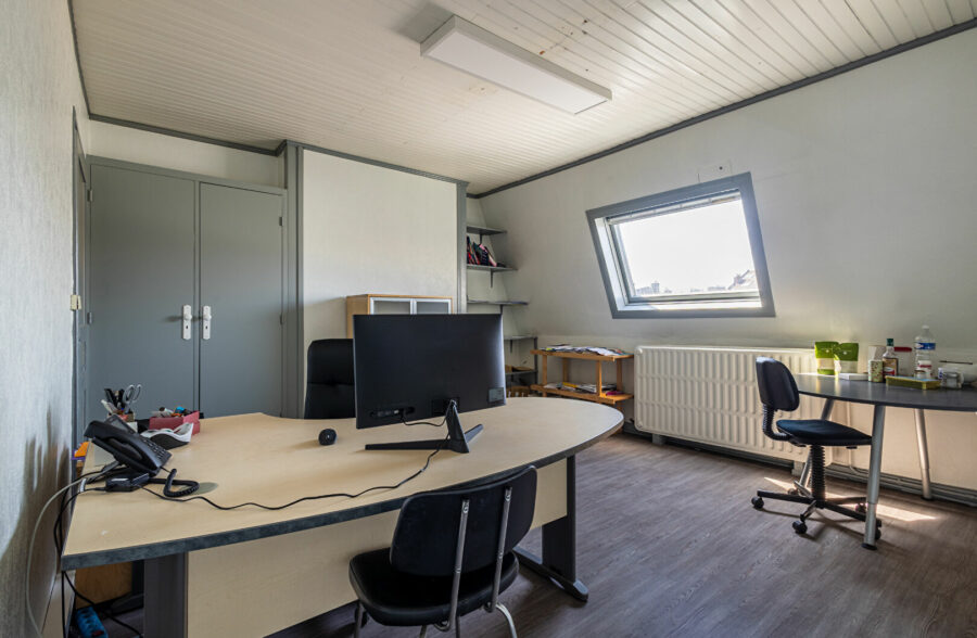 LILLE REPUBLIQUE – INKERMANN : IMMEUBLE DE BUREAUX DANS ANCIENNE MAISON D’HABITATION