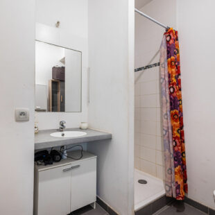 Studio vendu loué avec terrasse et parking – Lille Rue Jean Prouvé