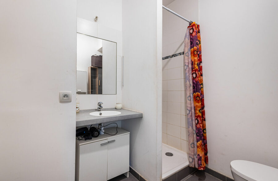 Studio vendu loué avec terrasse et parking – Lille Rue Jean Prouvé