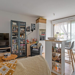 Appartement T2  résidence récente avec balcon et parking