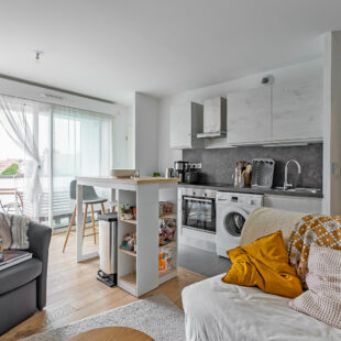 Appartement T2  résidence récente avec balcon et parking