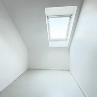 EXCLUSIVITE : DUPLEX  LILLE VAUBAN / LA CATHO PARKING PRIVATIF 1 CHAMBRE