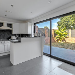 MAISON FAMILIALE IRREPROCHABLE 4 CHAMBRES JARDIN GARAGE
