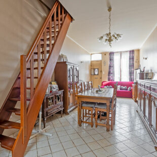 MAISON 1930 AVEC JARDIN DE VILLE PROCHE GARE