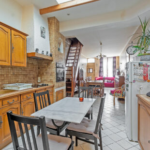 MAISON 1930 AVEC JARDIN DE VILLE PROCHE GARE