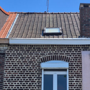 MAISON 1930 AVEC JARDIN DE VILLE PROCHE GARE