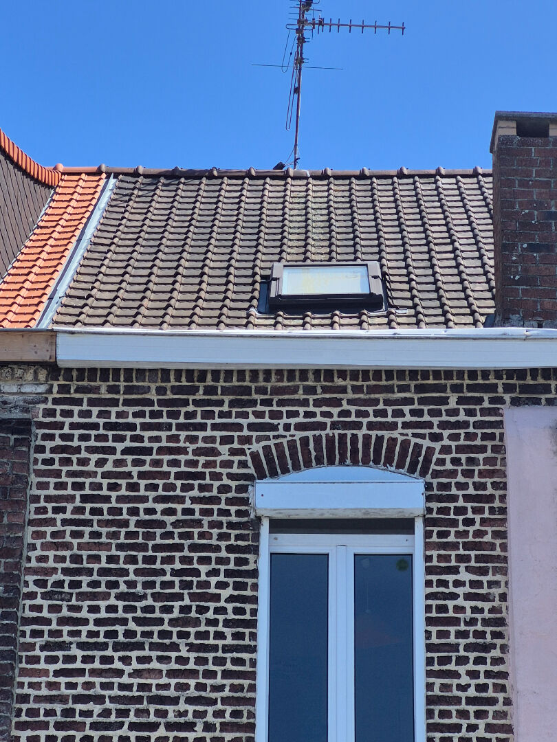 MAISON 1930 AVEC JARDIN DE VILLE PROCHE GARE