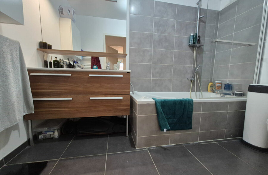 LILLE  GAMBETTA – T4 en duplex avec jardin et parking
