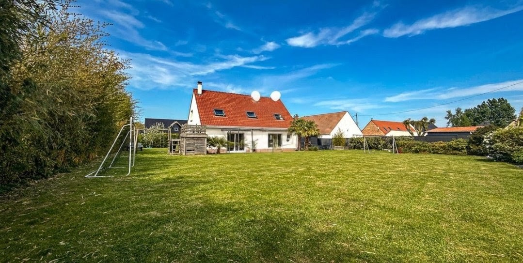 Maison Eperlecques 5 pièce(s) 141.93 m2