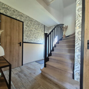 Semi plain pied 4 Chambres Rénové + Garage &nbsp;Sous compromis&nbsp;