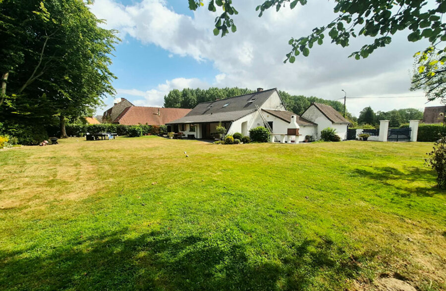 Maison Bomy 9 pièce(s) 128 m2