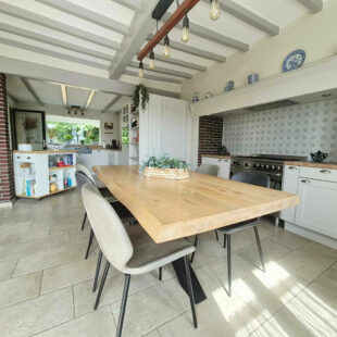 Maison Bomy 9 pièce(s) 128 m2