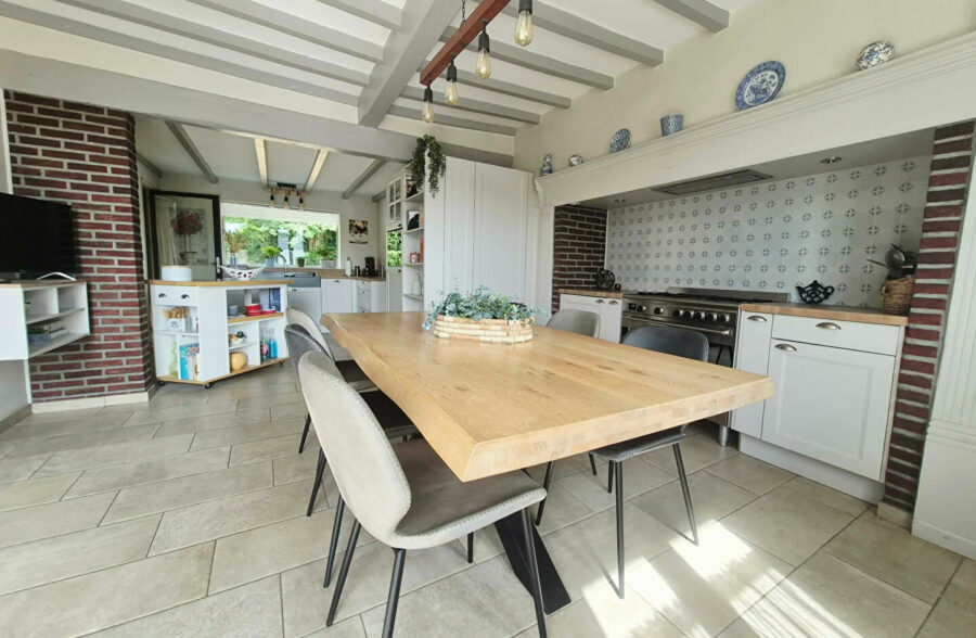 Maison Bomy 9 pièce(s) 128 m2
