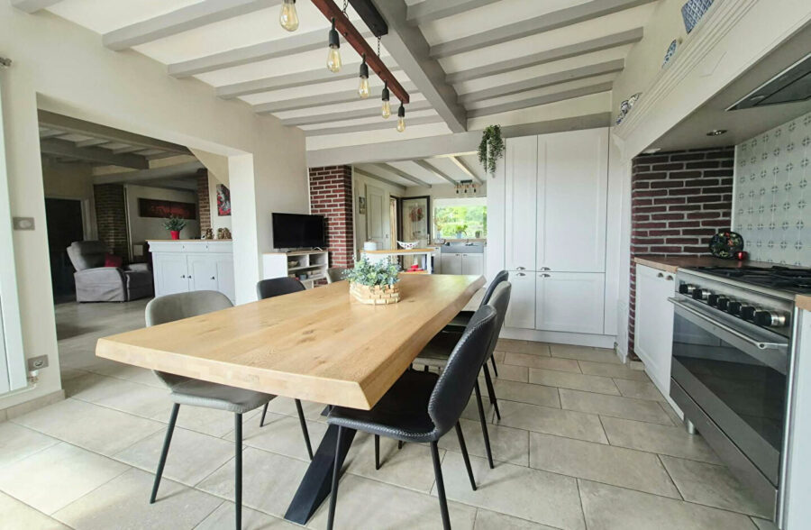 Maison Bomy 9 pièce(s) 128 m2