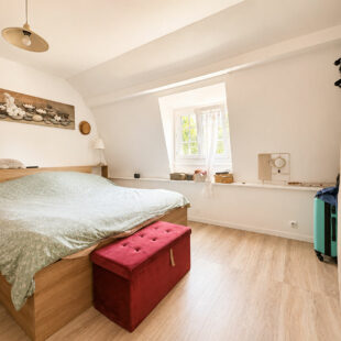 Maison Villeneuve D Ascq 2chs + jardin + accés moto