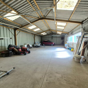 Marquillies – Maison individuelle de caractère sur plus de 1 000 m² avec hangar de 140 m²