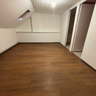 Maison rénovée en impasse