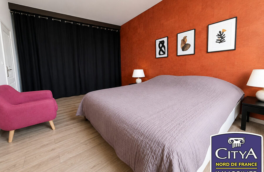 Appartement Cambrai 3 pièce(s)-stationnement privatif