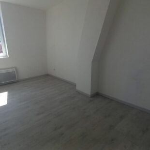 immeuble d’angle 197.950 euros limite lys lez Lannoy.