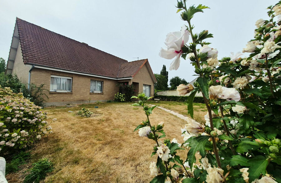 Maison Individuelle Burbure 4 chambres 1 bureau sous sol jardin