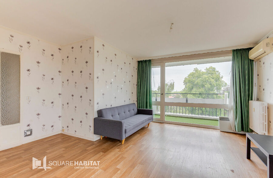 A VENDRE!! EN EXCLUSIVITE!! 75 000€ HAI!! APPARTEMENT T3, DEUX CHAMBRES + BALCON. ROUBAIX.