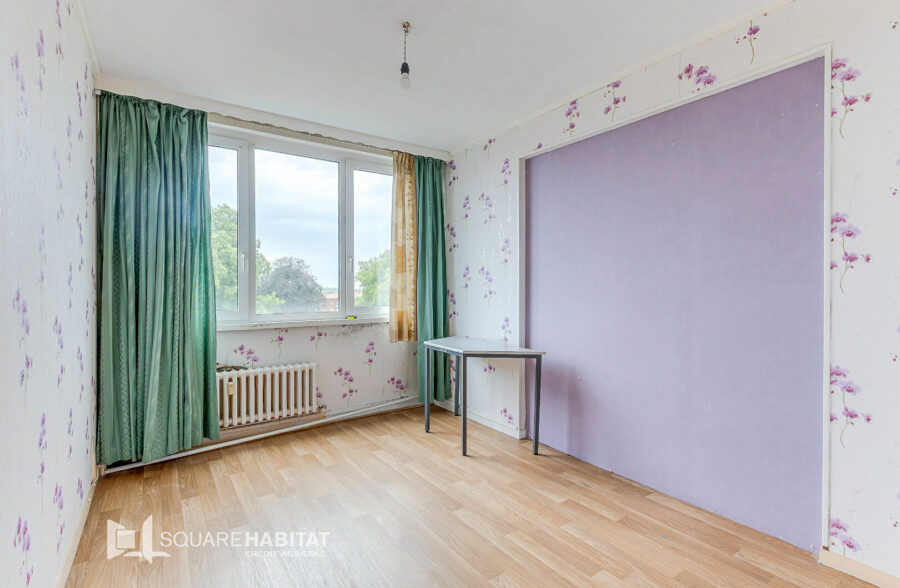 A VENDRE!! EN EXCLUSIVITE!! 75 000€ HAI!! APPARTEMENT T3, DEUX CHAMBRES + BALCON. ROUBAIX.