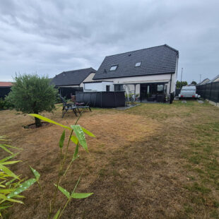 Pavillon récent en semi plain-pied  4 chambres
