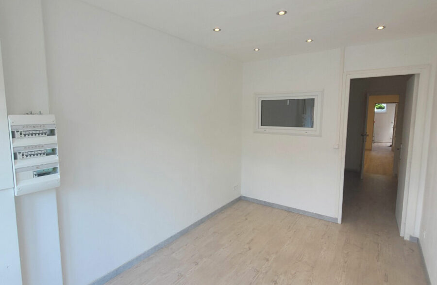 Local commercial/professionnel rénové – 45 m² – Sin-le-Noble