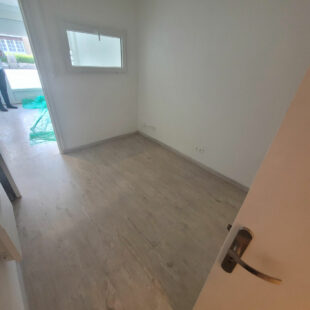 Local commercial/professionnel rénové – 45 m² – Sin-le-Noble
