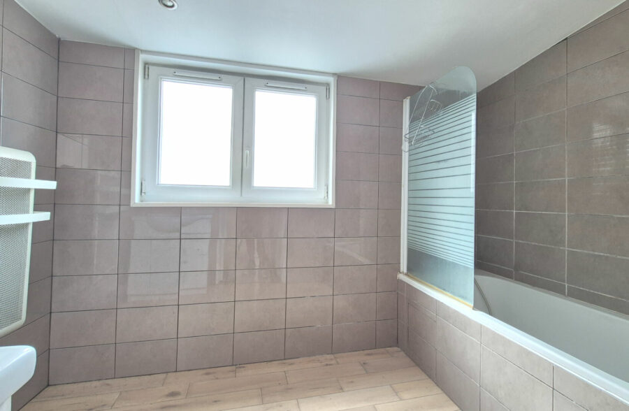 Maison 3 pièces à petit budget dans un secteur recherché.