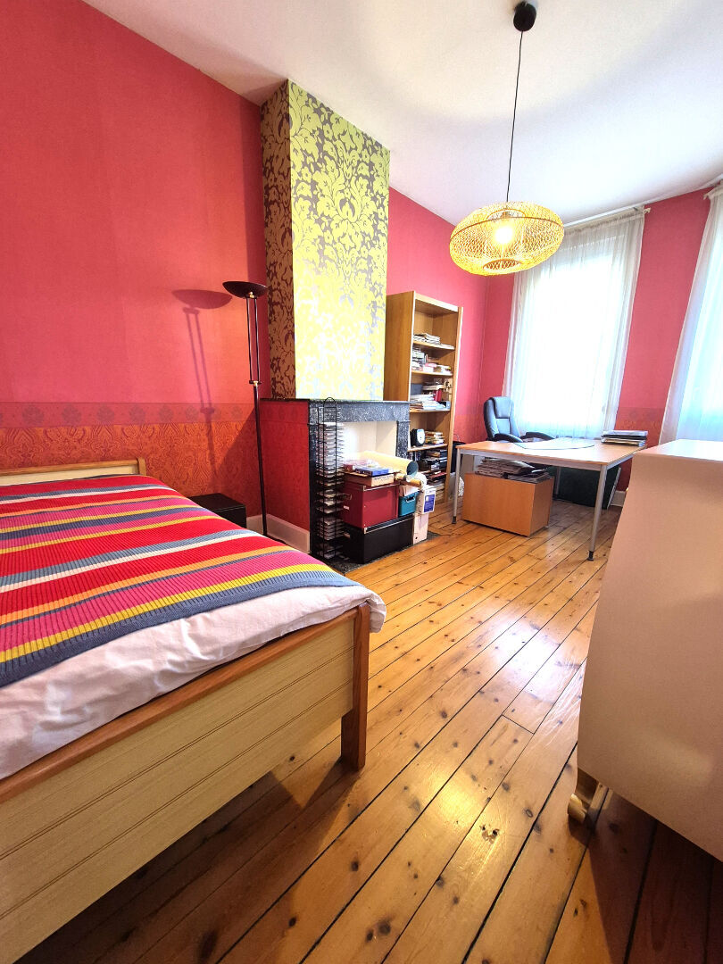 Maison Cambrai 10 pièce(s) 223 m2
