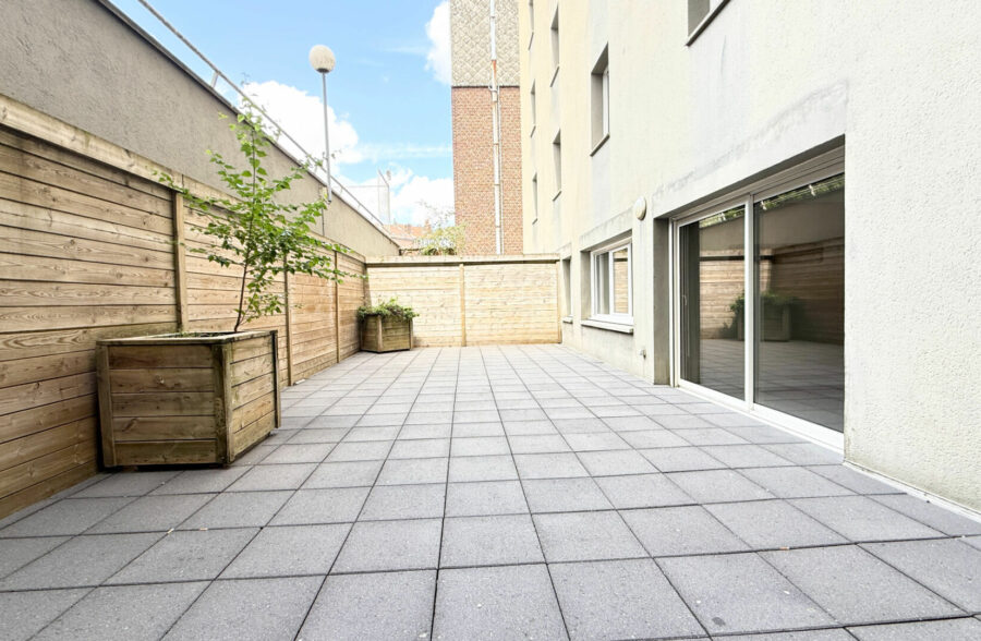 LA CATHO-APPARTEMENT 2 CHAMBRES AVEC PARKING ET TERRASSE