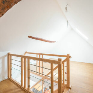 MAISON 7 CHAMBRES ET 2 GARAGES
