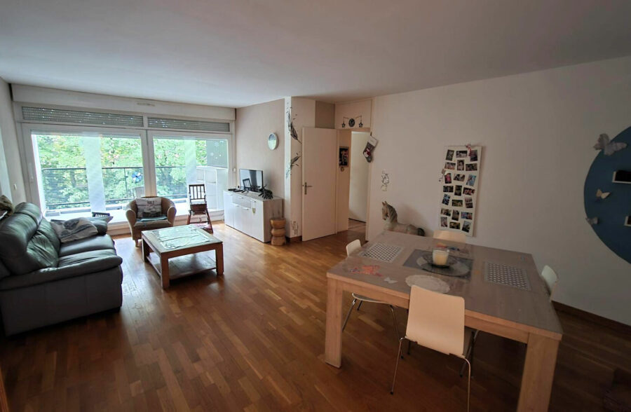 Croix Barbieux, Appartement 100 m², 3 chambres, terrasse + garage